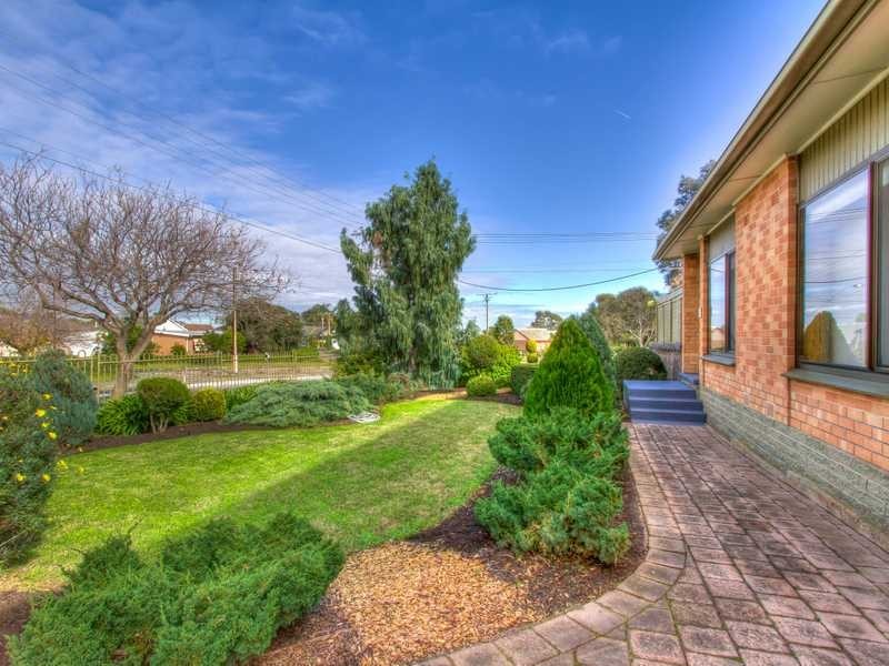 17 Lorenz Street, Campbelltown SA 5074