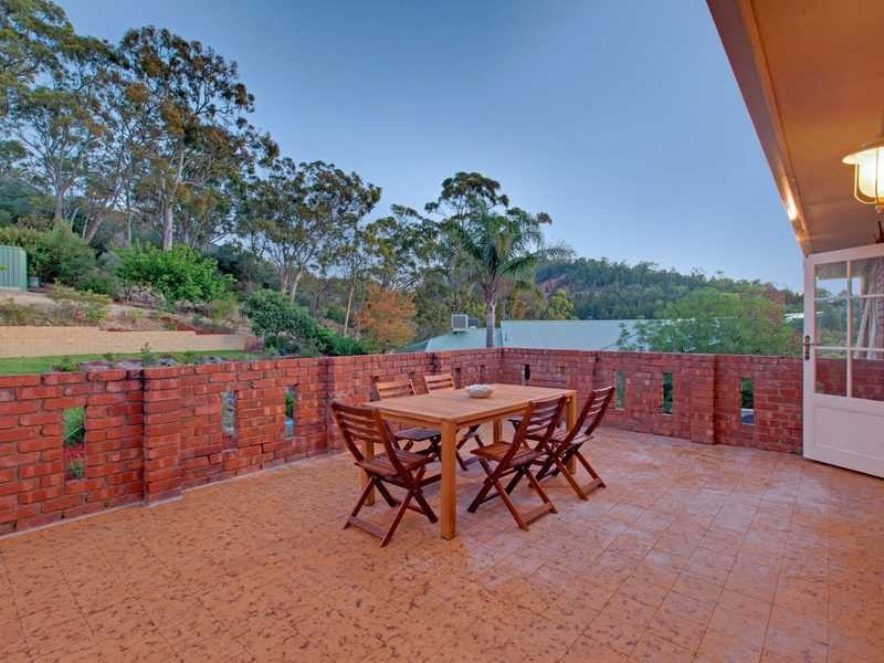 8 Waratah Way, Stonyfell SA 5066