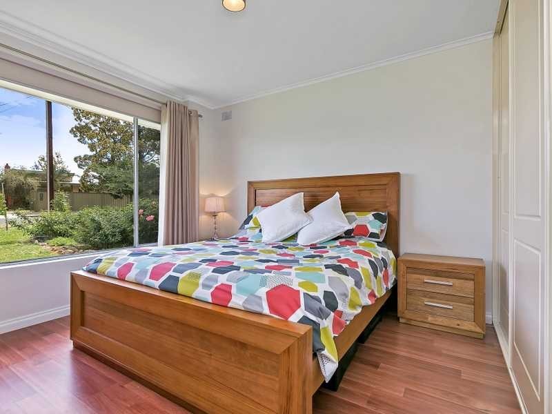 14 Markwick Crescent, Campbelltown SA 5074