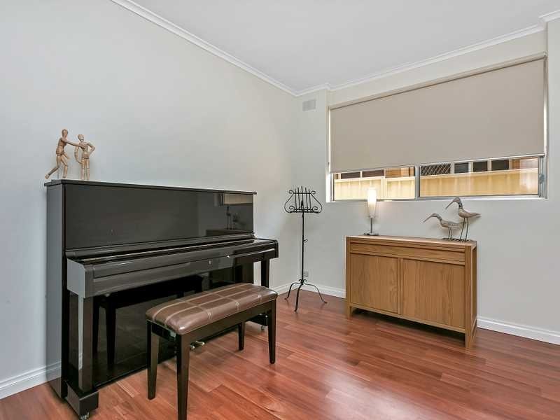 14 Markwick Crescent, Campbelltown SA 5074