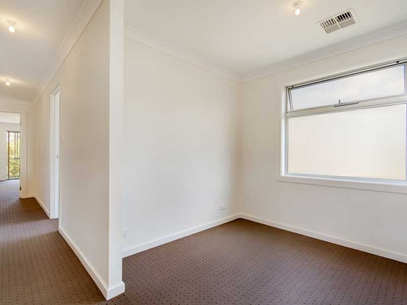 30 Torrens Ave, Klemzig SA 5087