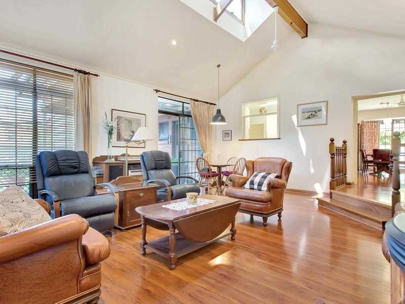 9 Hawthorn Crescent, Campbelltown SA 5074