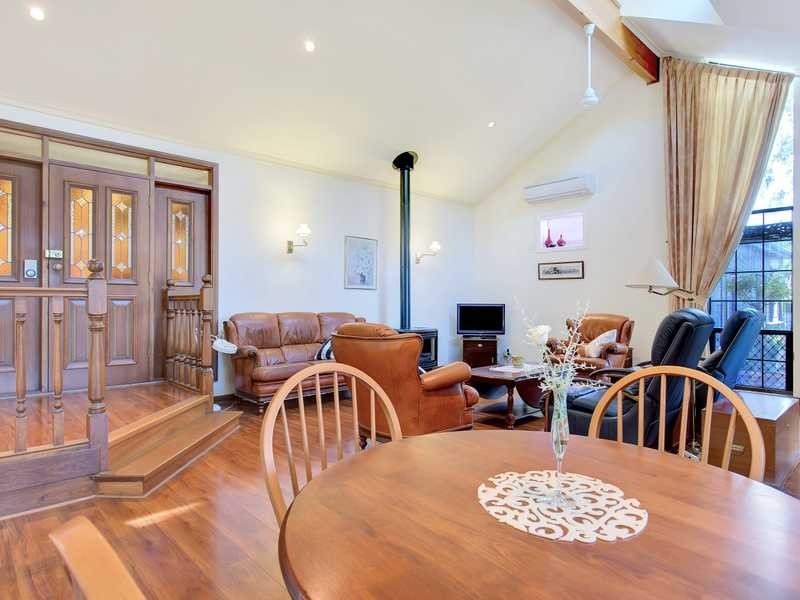 9 Hawthorn Crescent, Campbelltown SA 5074