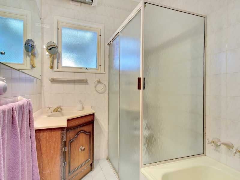 9 Hawthorn Crescent, Campbelltown SA 5074