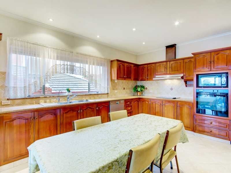 20 Medway Cres, Rostrevor SA 5073