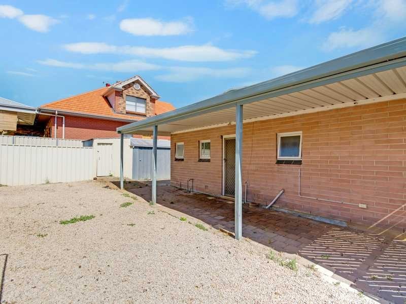 15 Rita Ave, Rostrevor SA 5073