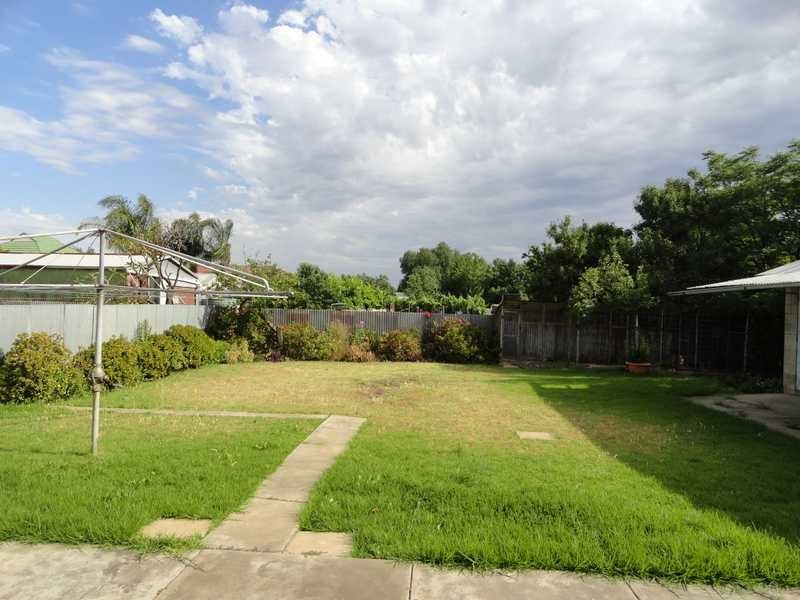 32 Bond Street, Welland SA 5007