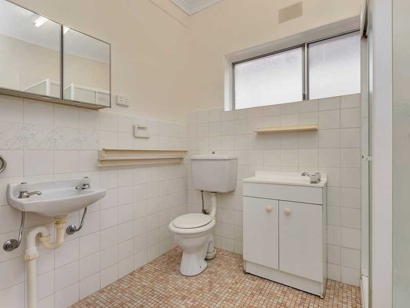 5 Honeysuckle Drive, Hope Valley SA 5090