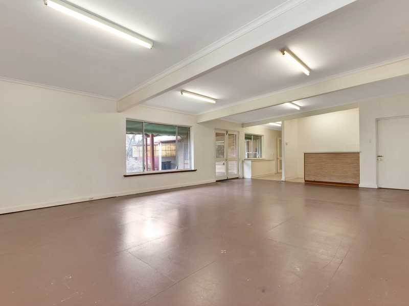 5 Honeysuckle Drive, Hope Valley SA 5090