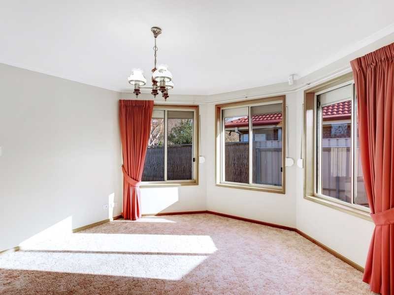 17 Montacute Drive, Oakden SA 5086