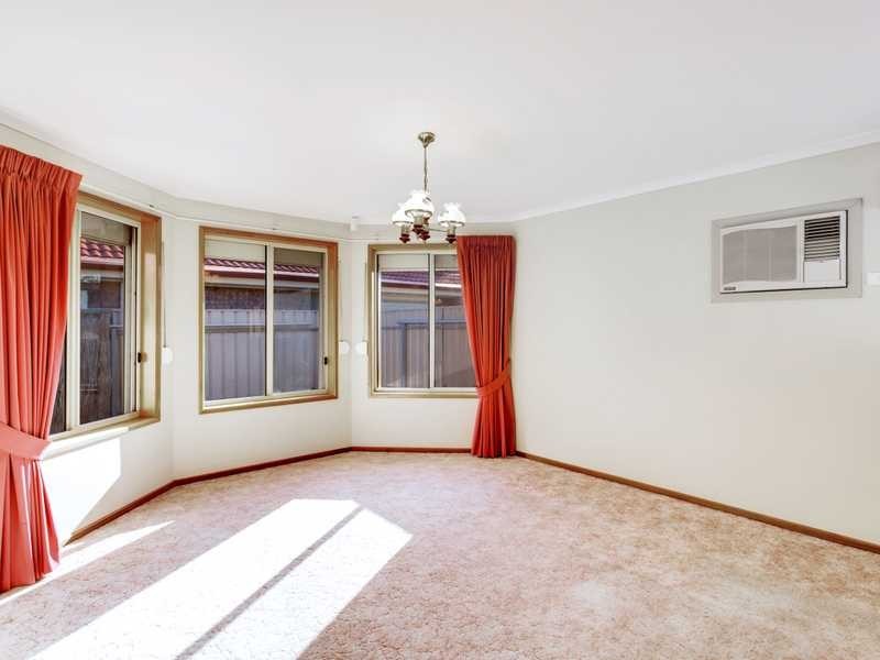 17 Montacute Drive, Oakden SA 5086