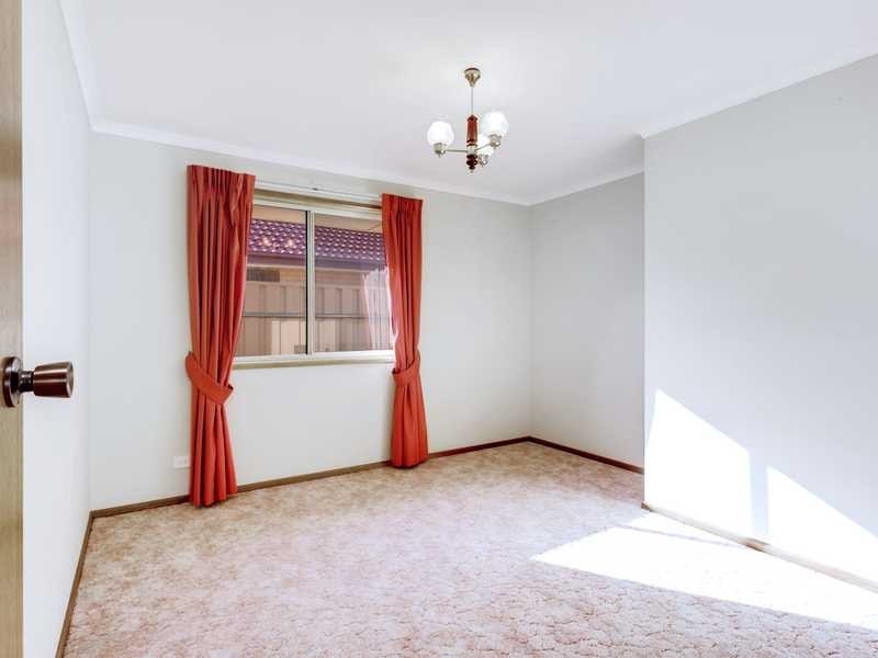 17 Montacute Drive, Oakden SA 5086