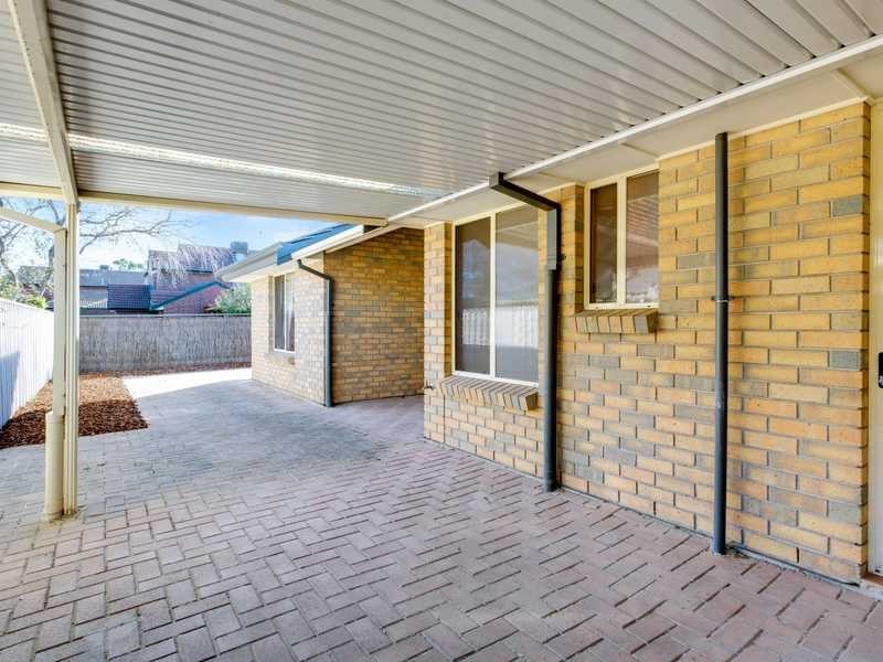 17 Montacute Drive, Oakden SA 5086