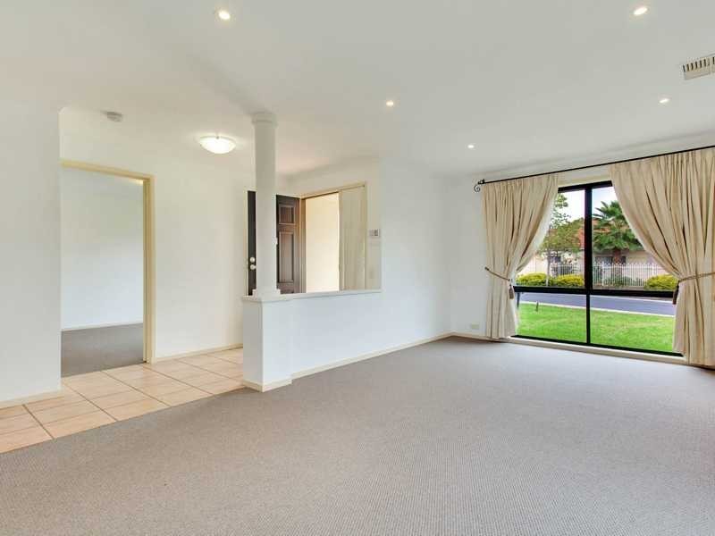 4 Angelo Street, Newton SA 5074