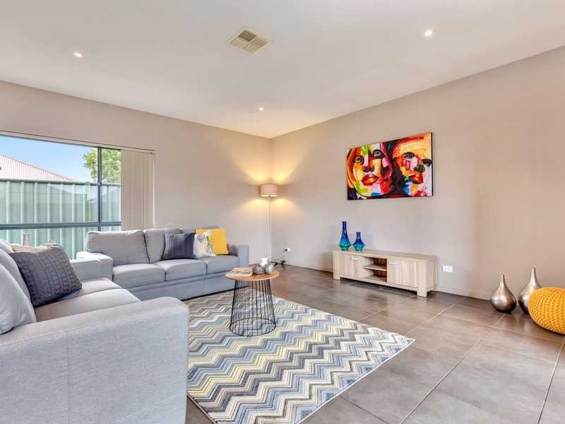 18 Cathedral Circuit, Mawson Lakes SA 5095