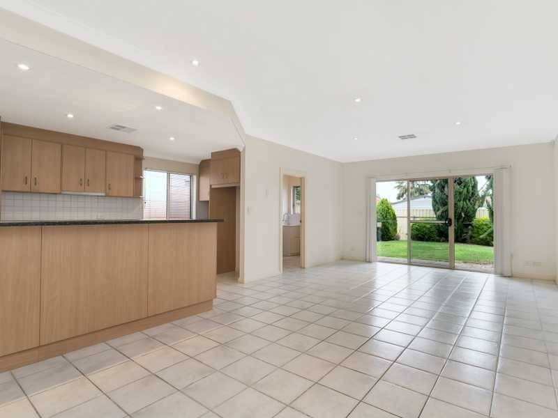 12a Kingswell Avenue, Rostrevor SA 5073