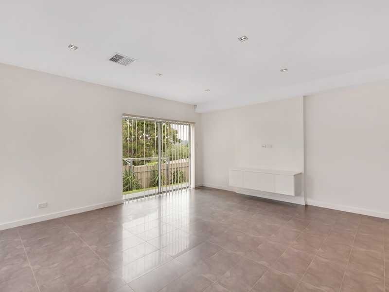 24 Drysdale Drive, Trott Park SA 5158