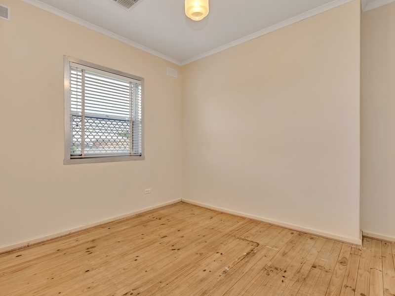 49 Cresdee Road, Campbelltown SA 5074