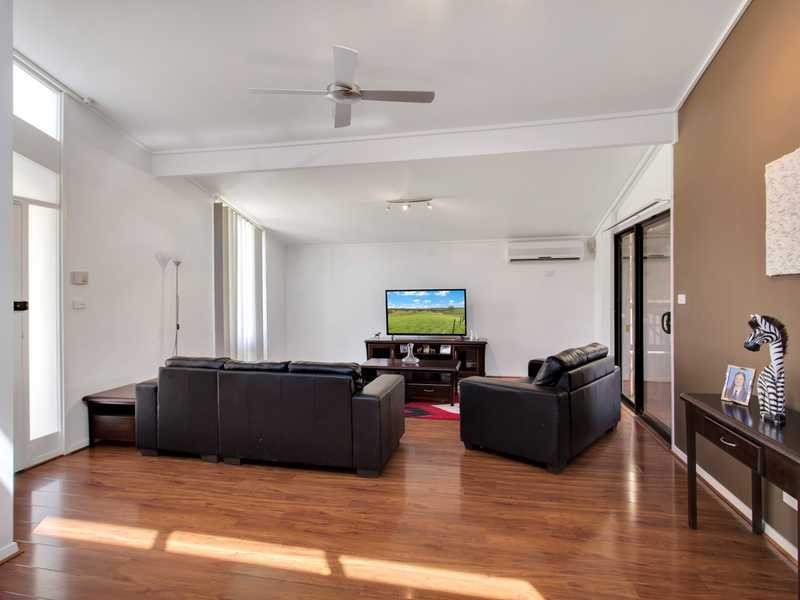 44 Honeysuckle Drive, Hope Valley SA 5090