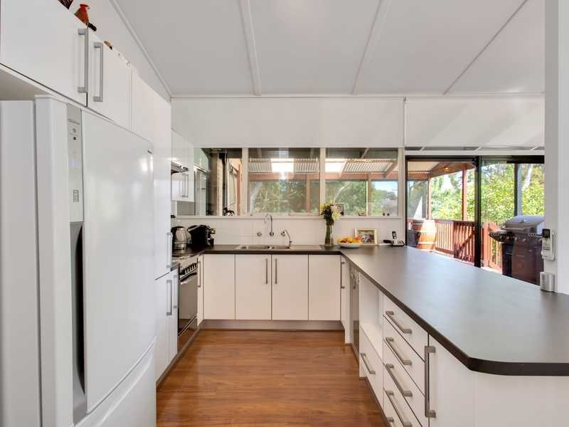 44 Honeysuckle Drive, Hope Valley SA 5090