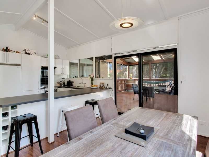 44 Honeysuckle Drive, Hope Valley SA 5090