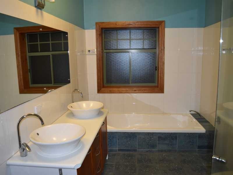 12 Bolton Ave, Devon Park SA 5008