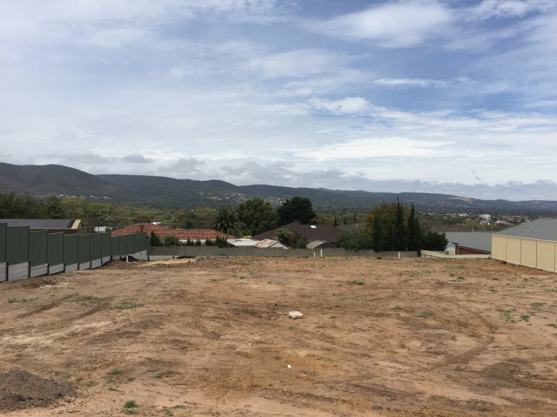 5 & 5a Landseer Crescent, Dernancourt SA 5075