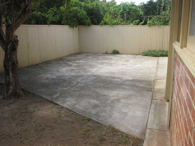 17 Brooker Avenue, Campbelltown SA 5074