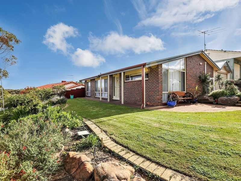 8 Streeton Avenue, Hope Valley SA 5090