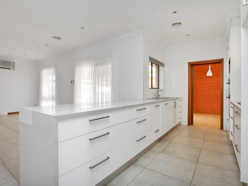 14 Oakdale Avenue, Newton SA 5074