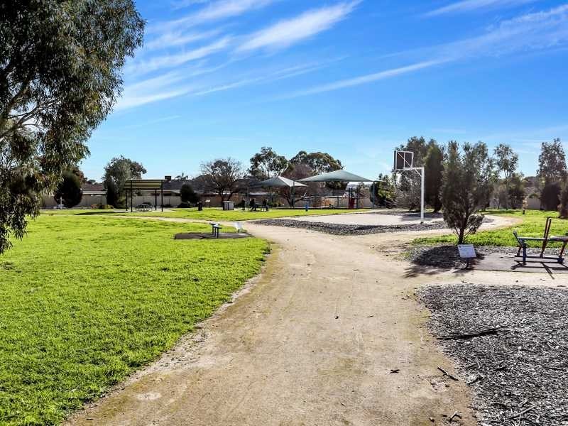 14 Oakdale Avenue, Newton SA 5074