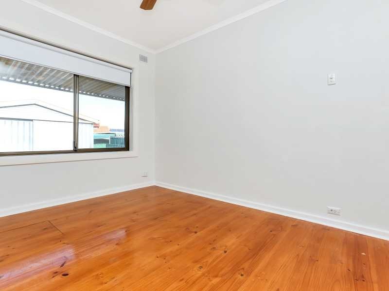 21 Cheryl Ave, Valley View SA 5093