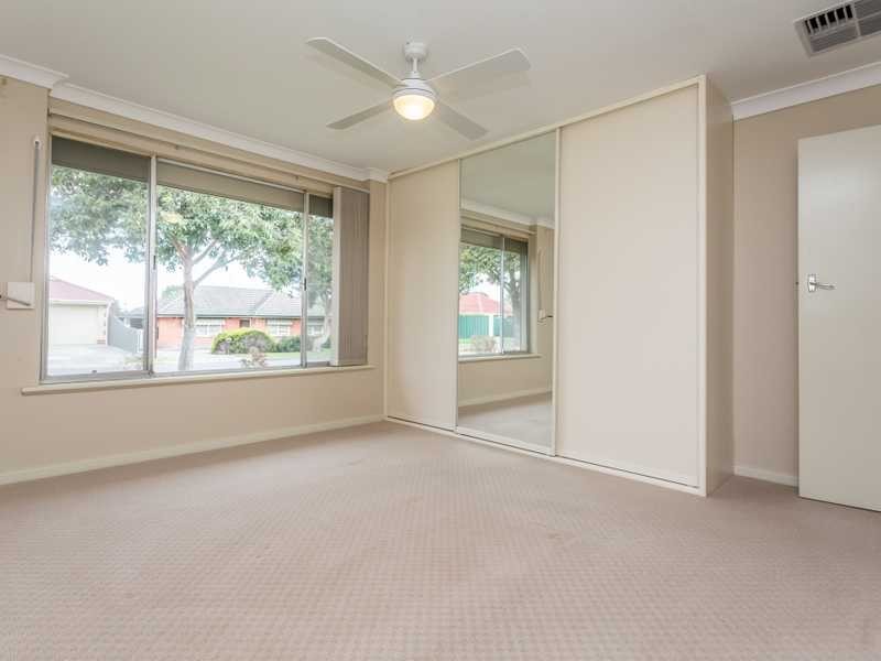 15 Raymond Road, St Agnes SA 5097