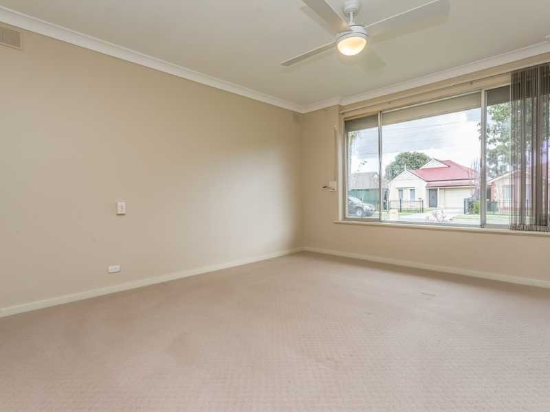 15 Raymond Road, St Agnes SA 5097