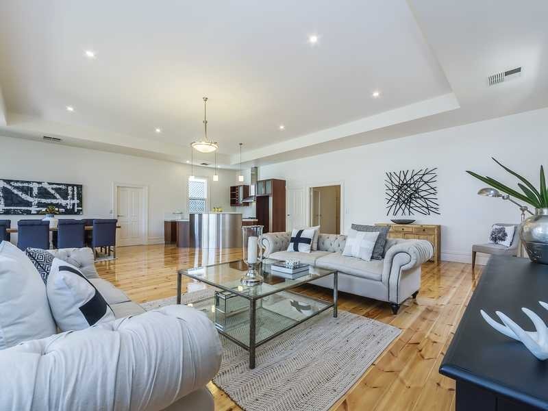 31 Seventh Avenue, St Peters SA 5069