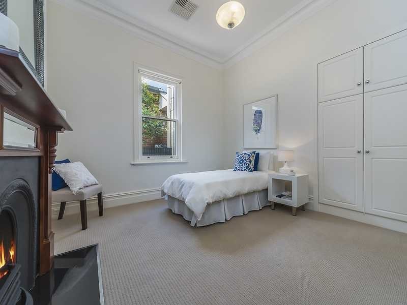 31 Seventh Avenue, St Peters SA 5069