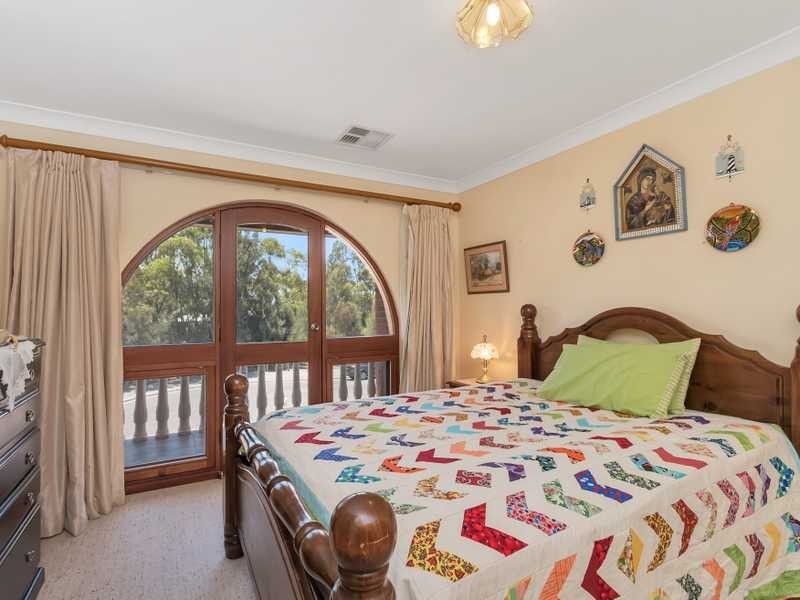 12 Rosemary Ave, Athelstone SA 5076