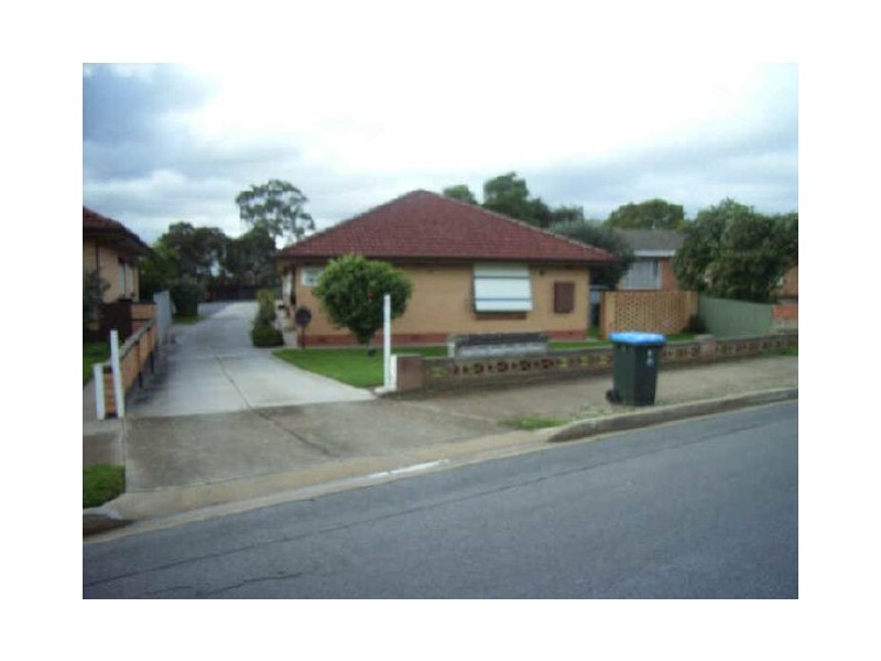 2/15 PICCADILLY CRESCENT, Campbelltown SA 5074