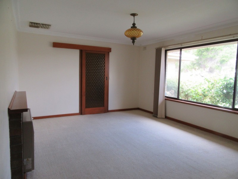 13 Medway Crescent, Rostrevor SA 5073