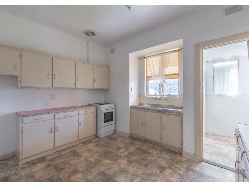 2 Trestrail Street, Magill SA 5072