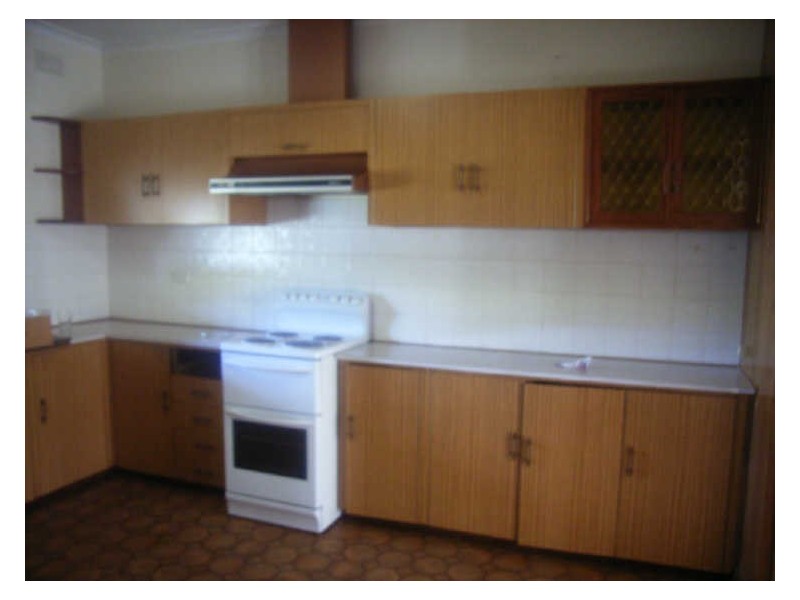 30 LOMMAN AVENUE, Newton SA 5074