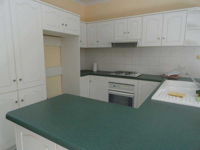 1 Thiele Grove, Kensington Park SA 5068