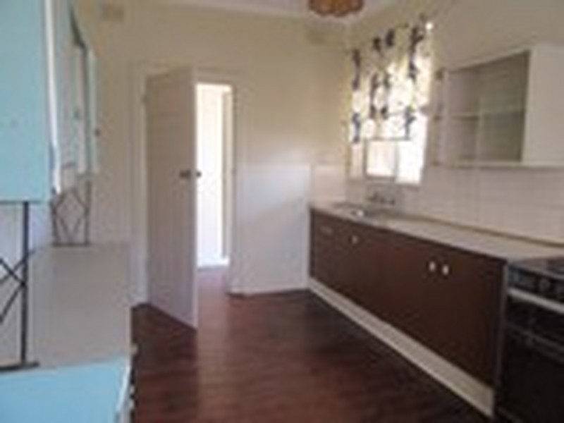 31 Markwick Crescent, Campbelltown SA 5074