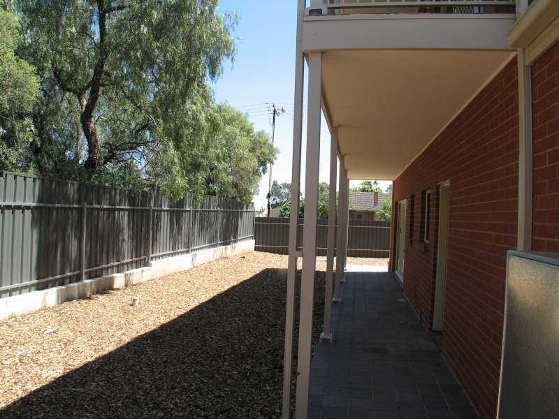 1/107 Commercial Road, Salisbury SA 5108