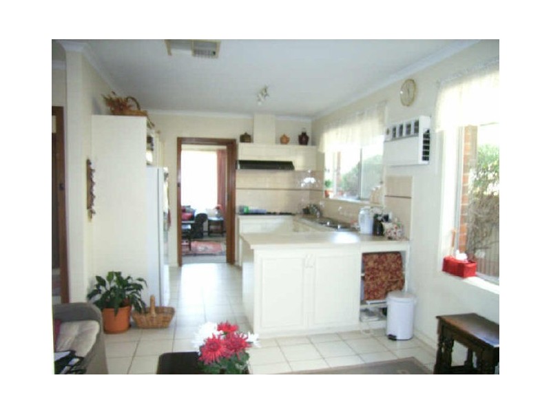 18 CLARK CRESCENT, Paradise SA 5075
