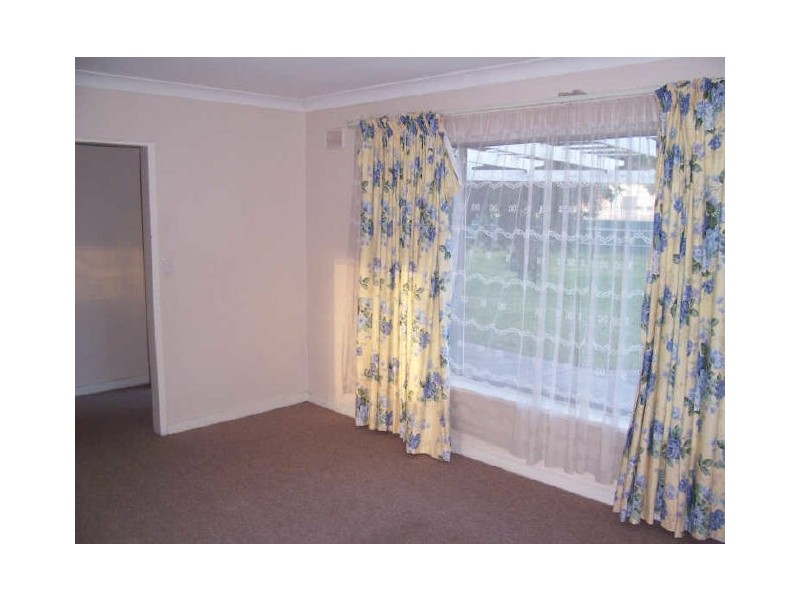 803 NORTH EAST ROAD, Valley View SA 5093