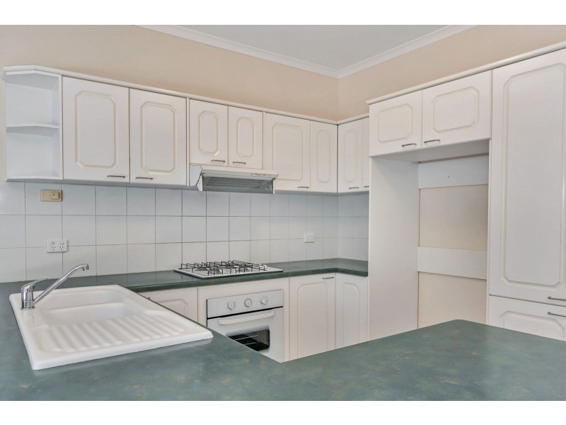 3 Thiele Grove, Kensington Park SA 5068