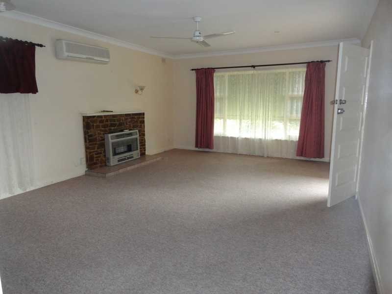 17 Barns Avenue, Highbury SA 5089