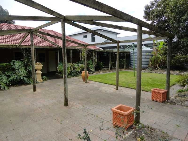 17 Barns Avenue, Highbury SA 5089