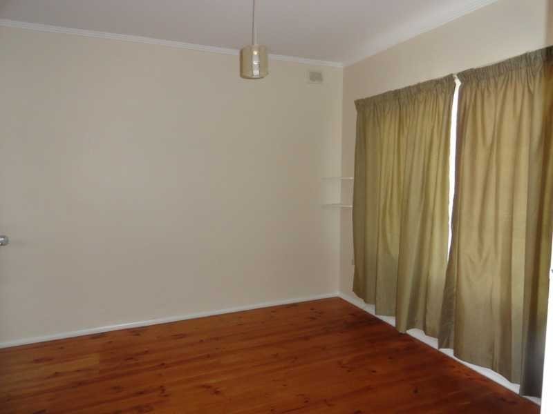 6 DRYSDALE CRESCENT, Campbelltown SA 5074